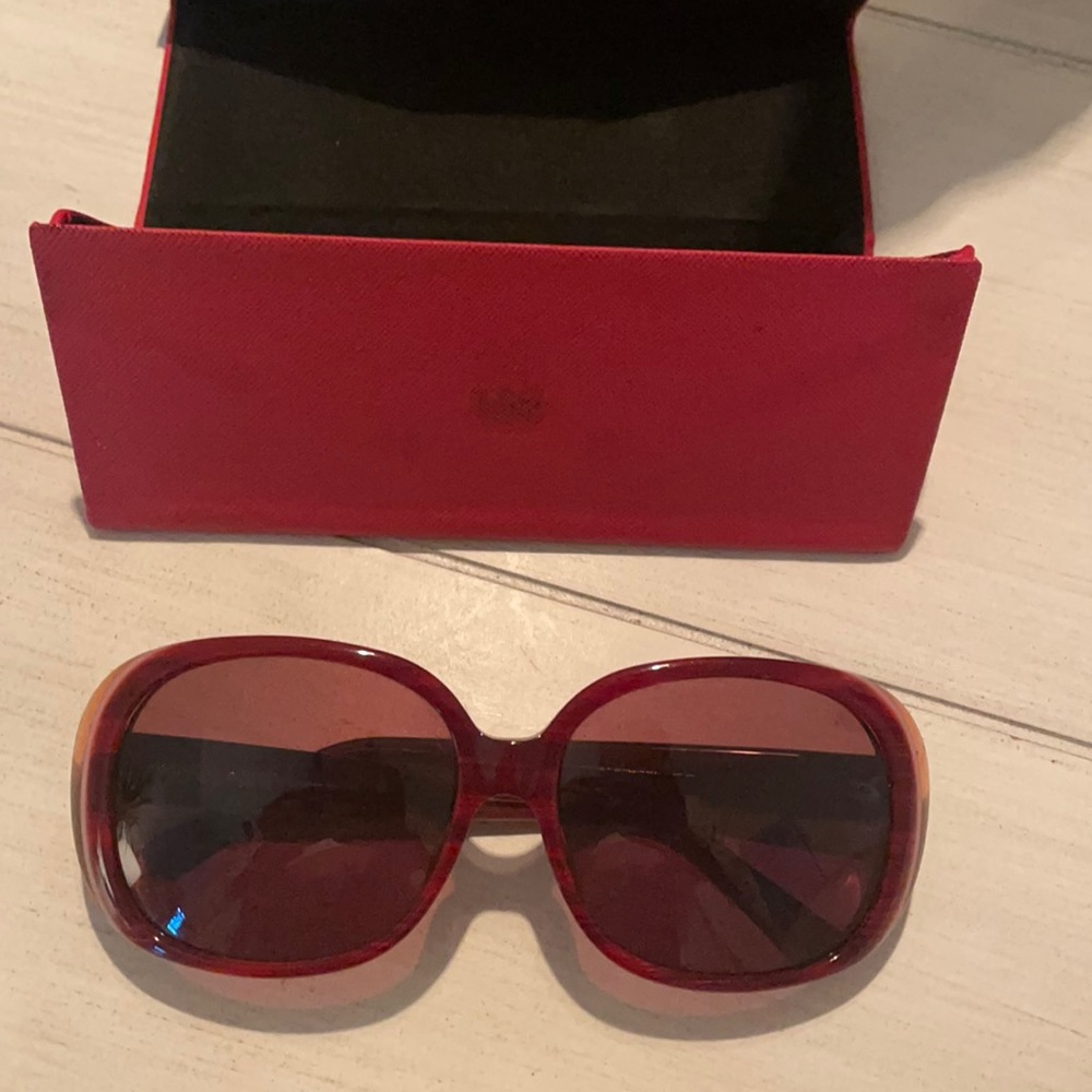 Judith Leiber Sunglasses